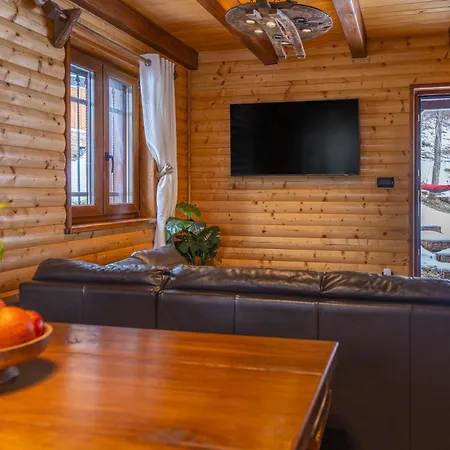 Kuca Za Odmor Cozy Bear Cabin, Sauna,jacuzzi,bazen Dom wakacyjny