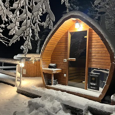 Dom wakacyjny Kuca Za Odmor Cozy Bear Cabin, Sauna,jacuzzi,bazen *